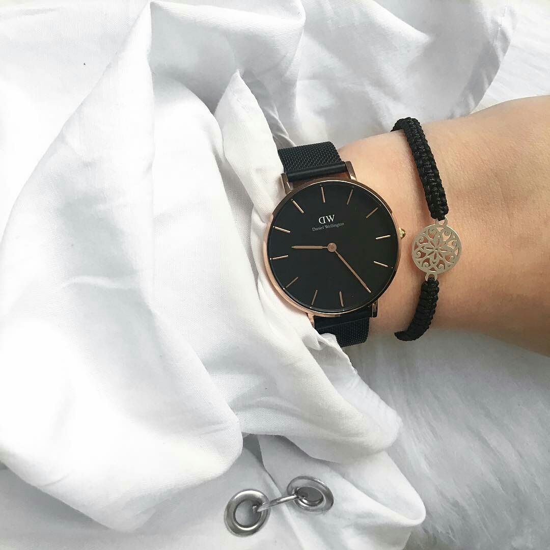 bransoletka rozetka srebrna czarny sznurek bransoletka rozetka srebrna czarny sznurek